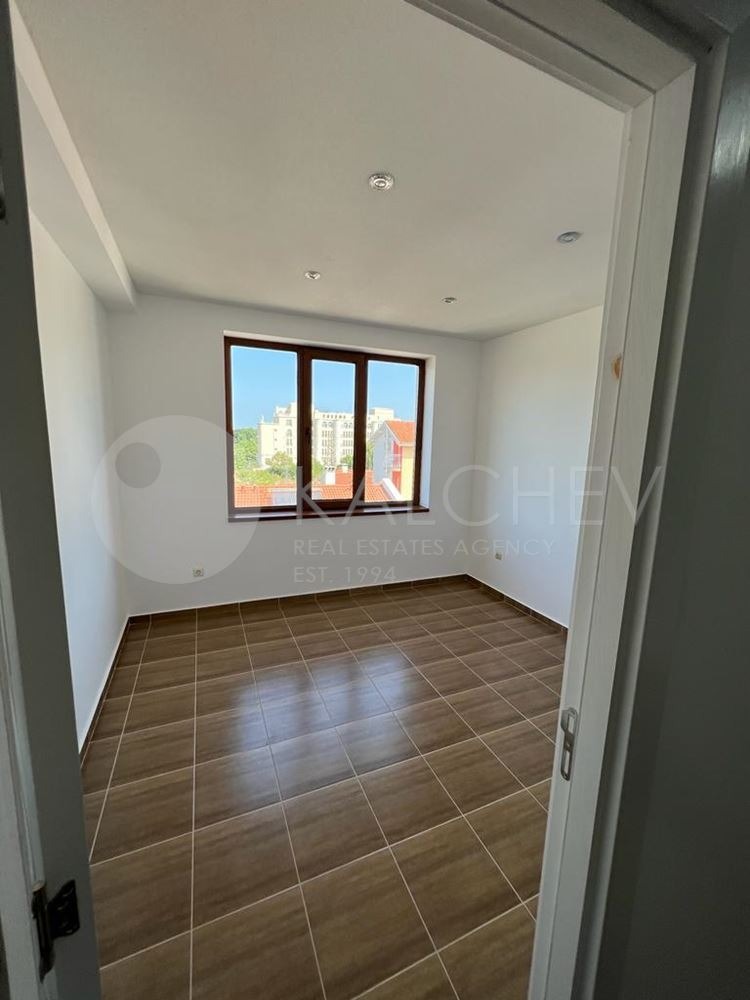 Till salu  Etagevåning region Dobrich , Kranevo , 155 kvm | 26301474 - bild [13]
