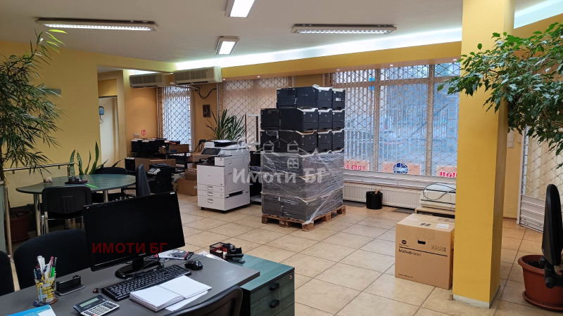 Продава ОФИС, гр. София, Медицинска академия