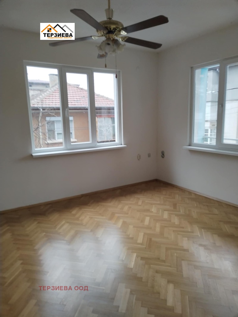 Продава КЪЩА, гр. Стара Загора, Аязмото, снимка 6 - Къщи - 53270279