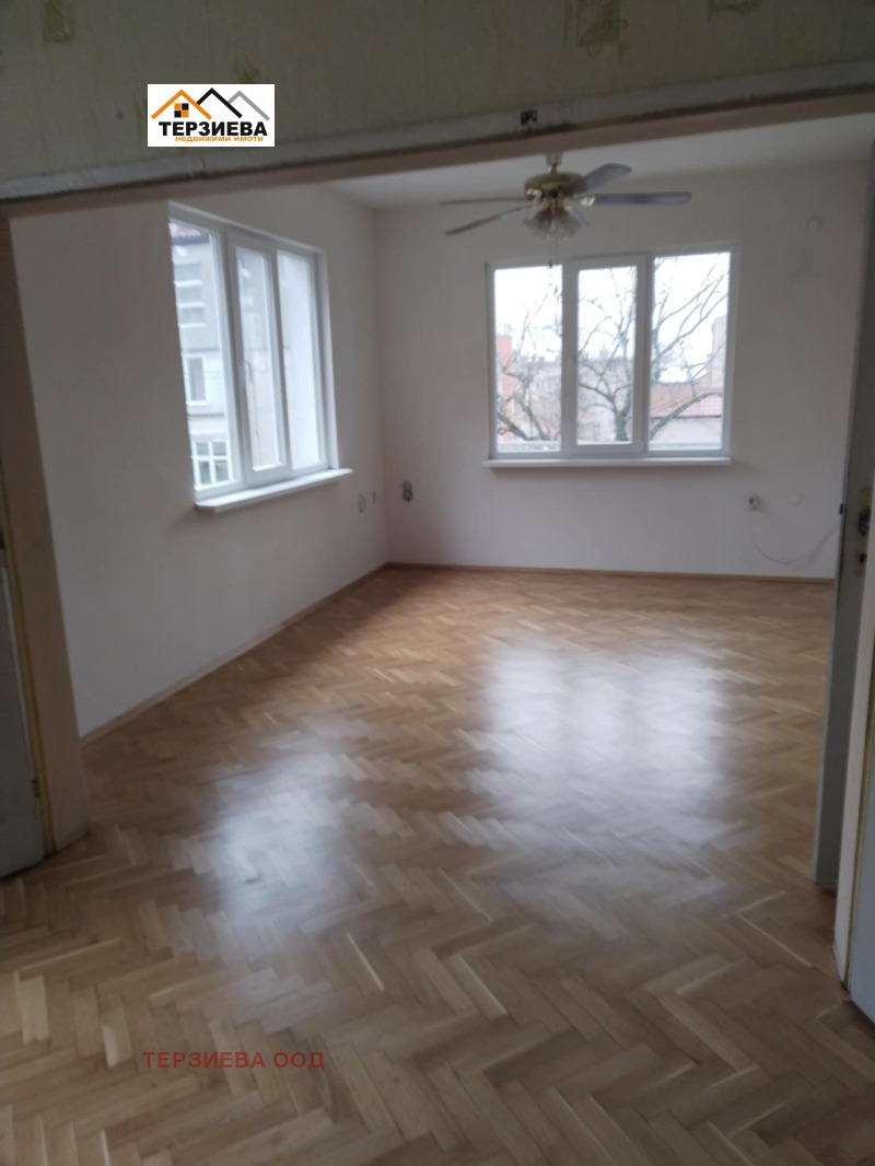 Продава КЪЩА, гр. Стара Загора, Аязмото, снимка 2 - Къщи - 53270279