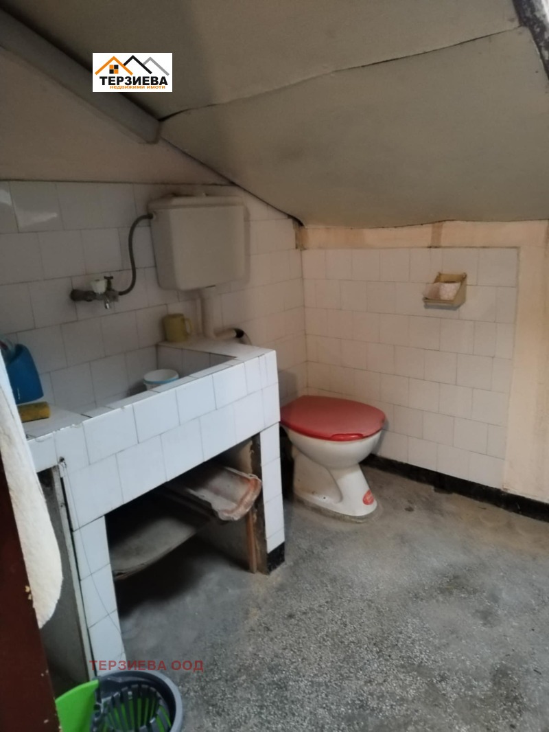 Продава КЪЩА, гр. Стара Загора, Аязмото, снимка 13 - Къщи - 53270279