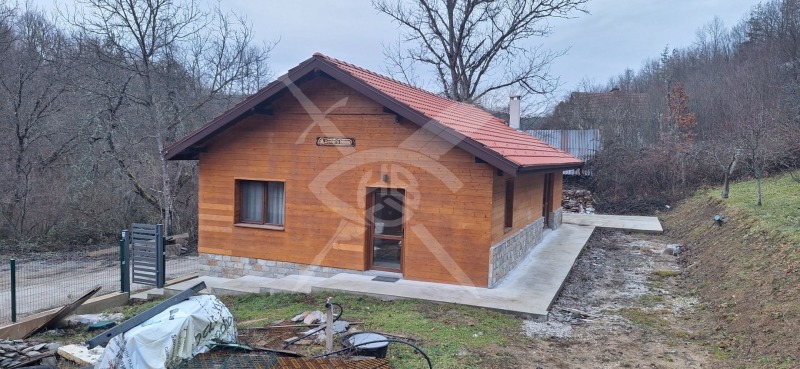 Продава КЪЩА, с. Лъга, област София област, снимка 12 - Къщи - 53323801