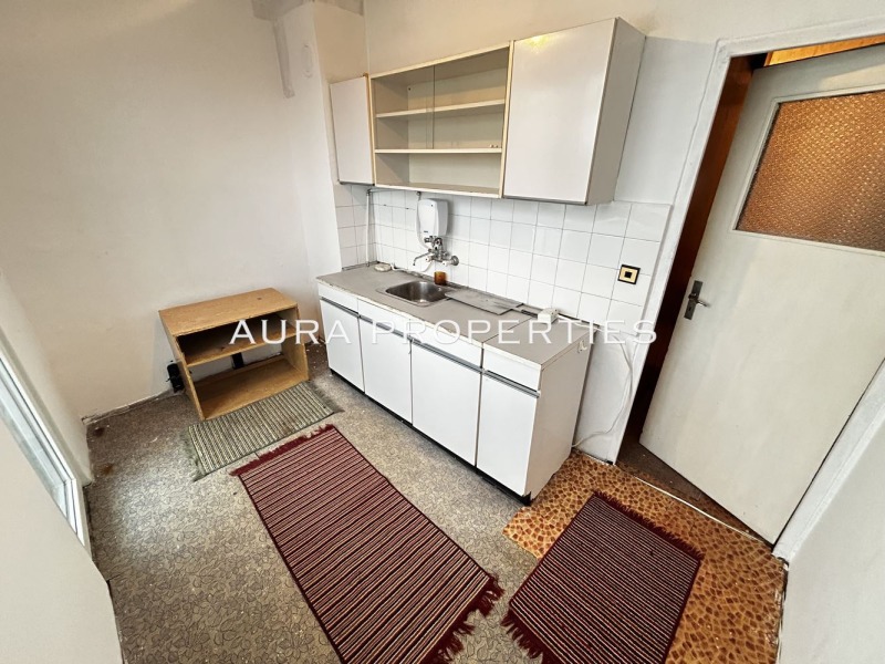 Продава 2-СТАЕН, гр. Разград, Орел, снимка 2 - Апартаменти - 53111359