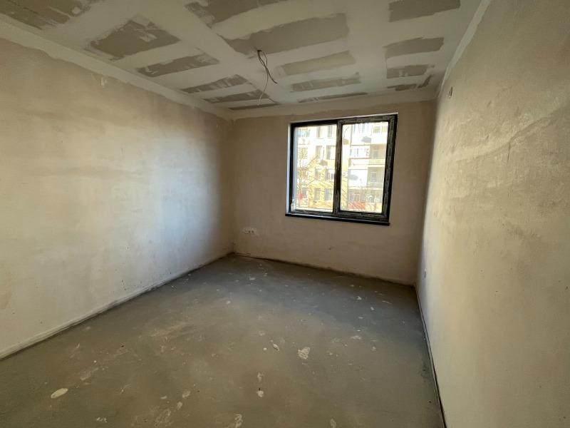 Продава 3-СТАЕН, гр. Казанлък, област Стара Загора, снимка 4 - Апартаменти - 52929006