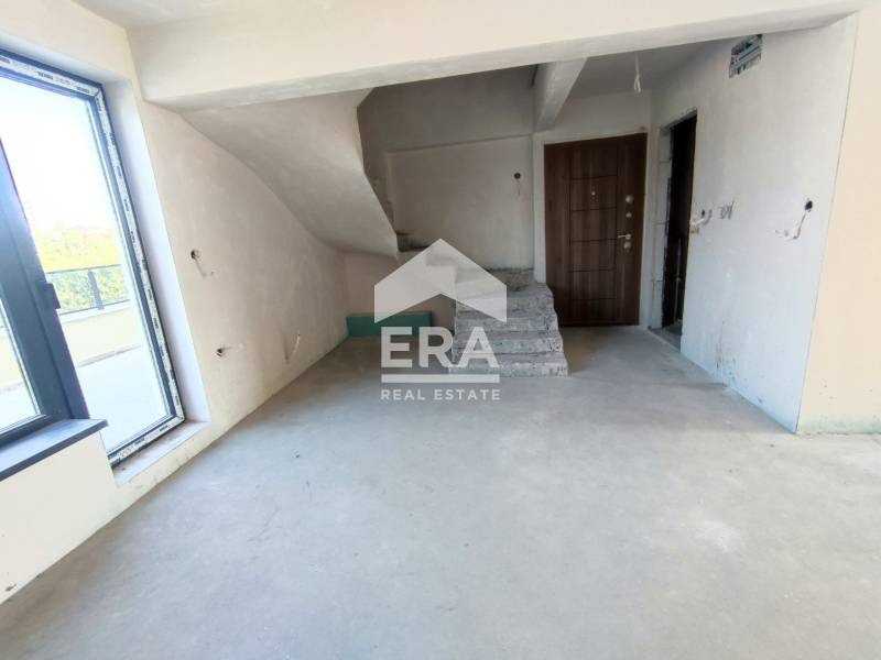 Продава  Многостаен град Хасково , Училищни , 193 кв.м | 82193869