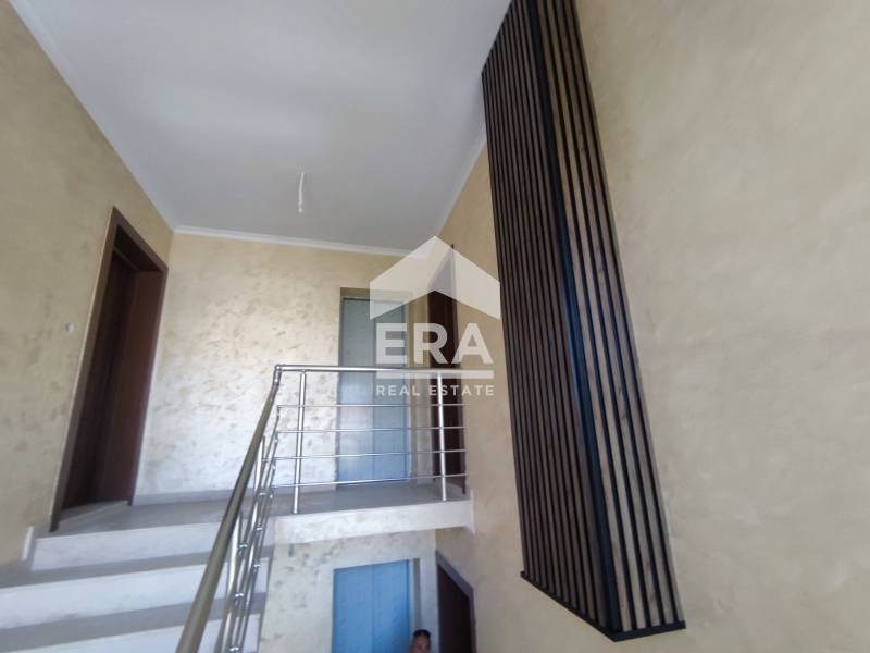 Продава  Многостаен град Хасково , Училищни , 193 кв.м | 82193869 - изображение [4]