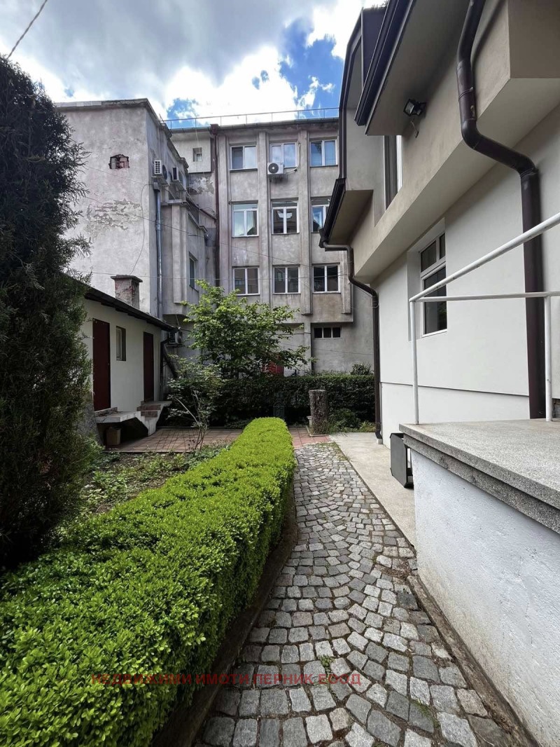 Till salu  Hus Pernik , Centar , 215 kvm | 28773969 - bild [5]