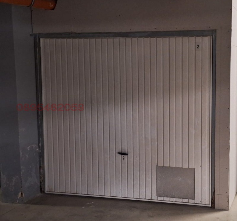 Продава ГАРАЖ, ПАРКОМЯСТО, град София, Надежда 3 • 29000 € / 56719.07 лв. • 79031187 1