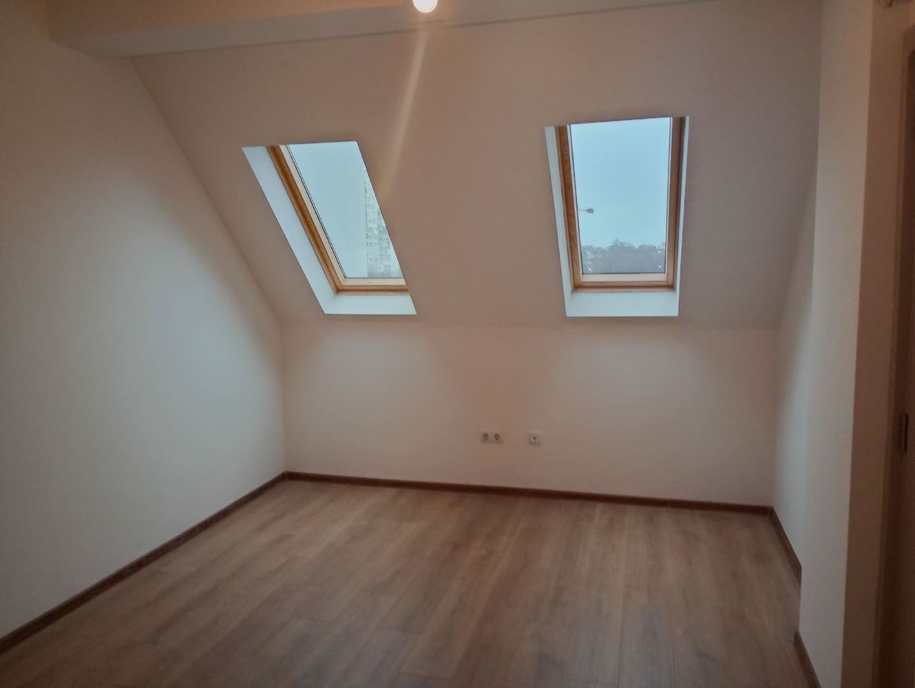 Продава МЕЗОНЕТ, гр. София, Триъгълника, снимка 4 - Апартаменти - 54144965