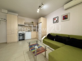 1 quarto Okrajna bolnica-Generali, Varna