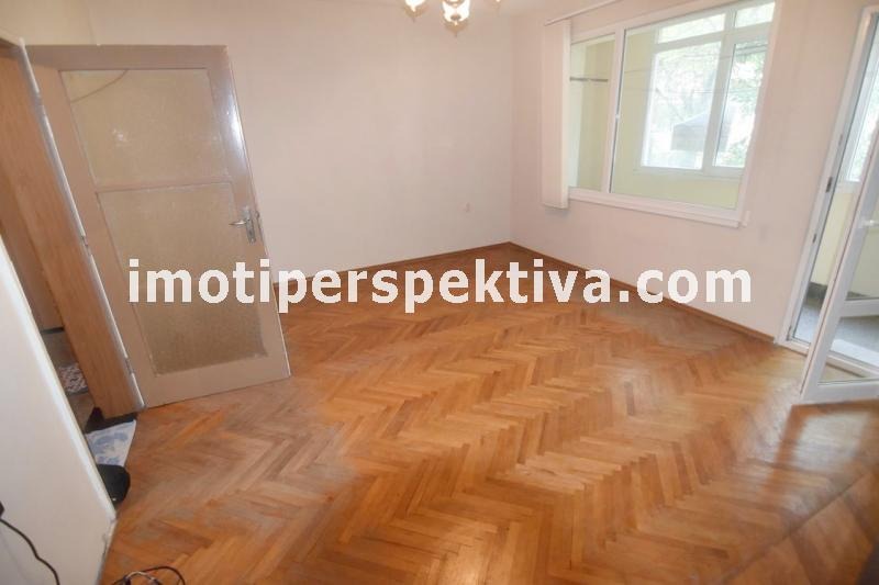 Продава 3-СТАЕН, гр. Пловдив, Кючук Париж, снимка 2 - Апартаменти - 53008149
