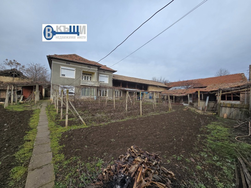 Продава КЪЩА, с. Полски Сеновец, област Велико Търново