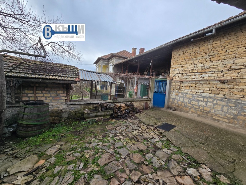 Продава КЪЩА, с. Полски Сеновец, област Велико Търново, снимка 2 - Къщи - 53082940