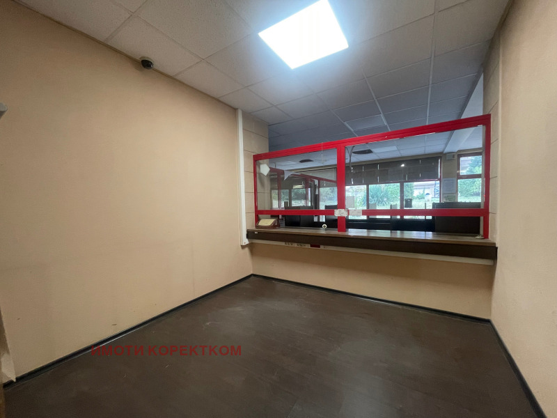 En venta  Comercio Sofia , Mladost 1 , 350 metros cuadrados | 49556995 - imagen [12]