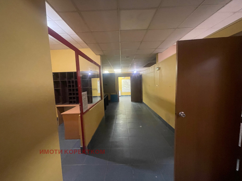 En venta  Comercio Sofia , Mladost 1 , 350 metros cuadrados | 49556995 - imagen [13]