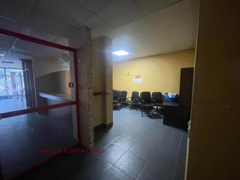 En venta  Comercio Sofia , Mladost 1 , 350 metros cuadrados | 49556995 - imagen [14]