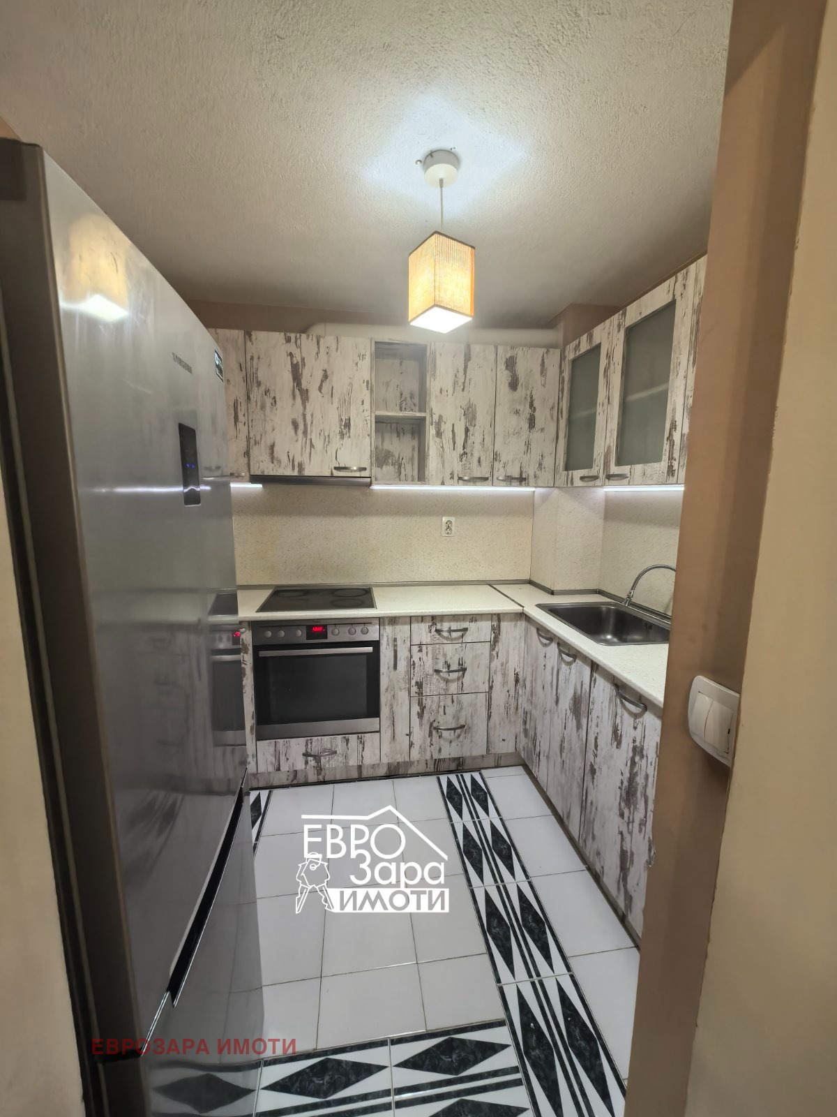 Продава 3-СТАЕН, гр. Стара Загора, Център, снимка 3 - Апартаменти - 53708543