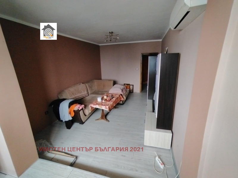 Продава 3-СТАЕН, гр. София, Лагера, снимка 2 - Aпартаменти - 48549047