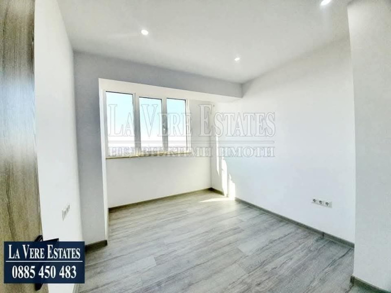 Na prodej  2 ložnice Ruse , Širok centar , 68 m2 | 80500531 - obraz [8]