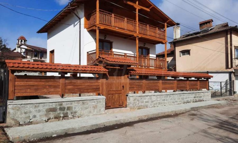 Продава  Къща, област Благоевград, с. Баня •  279 900 EUR • ID 94767292 — holmes.bg - [1] 