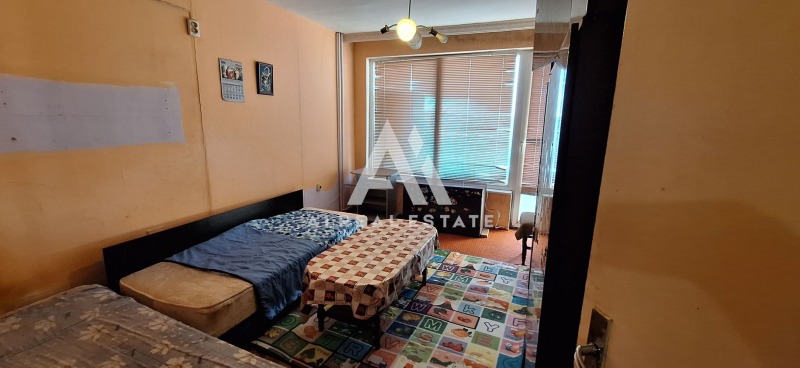 Продава 2-СТАЕН, гр. Плевен, Сторгозия, снимка 2 - Апартаменти - 53165338