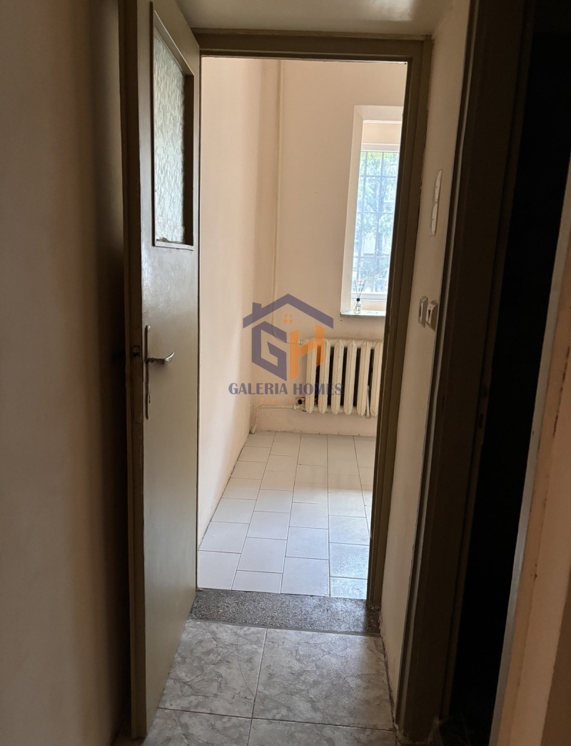 Продава 2-СТАЕН, гр. София, Борово, снимка 2 - Апартаменти - 53175088