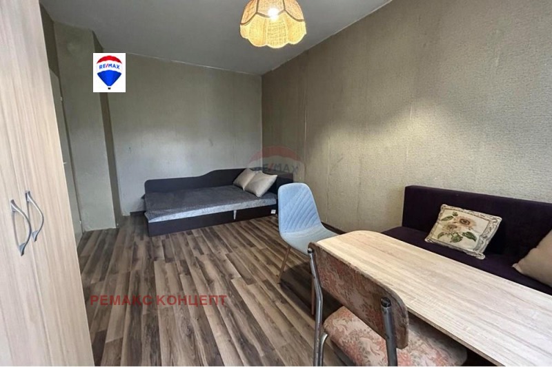 Продава  4-стаен град Шумен , 5-ти полк , 95 кв.м | 40358492 - изображение [4]