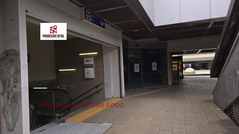 Продава МАГАЗИН, гр. София, Център, снимка 4 - Магазини - 52167824