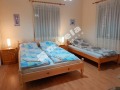 Продава КЪЩА, област Велико Търново, гр. Елена • 139600 € / 273033.87 лв. • 64219309 11