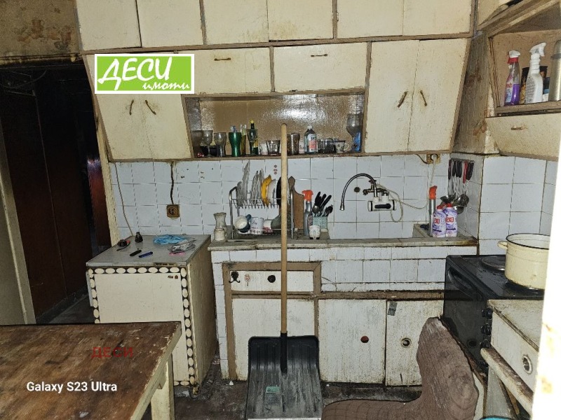 Продава 3-СТАЕН, град Русе, Родина 2 • 56000 € / 109526.48 лв. • 68216665 1