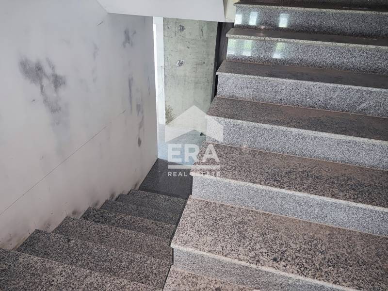 Продава 3-СТАЕН, гр. Ямбол, Център, снимка 6 - Апартаменти - 53337442