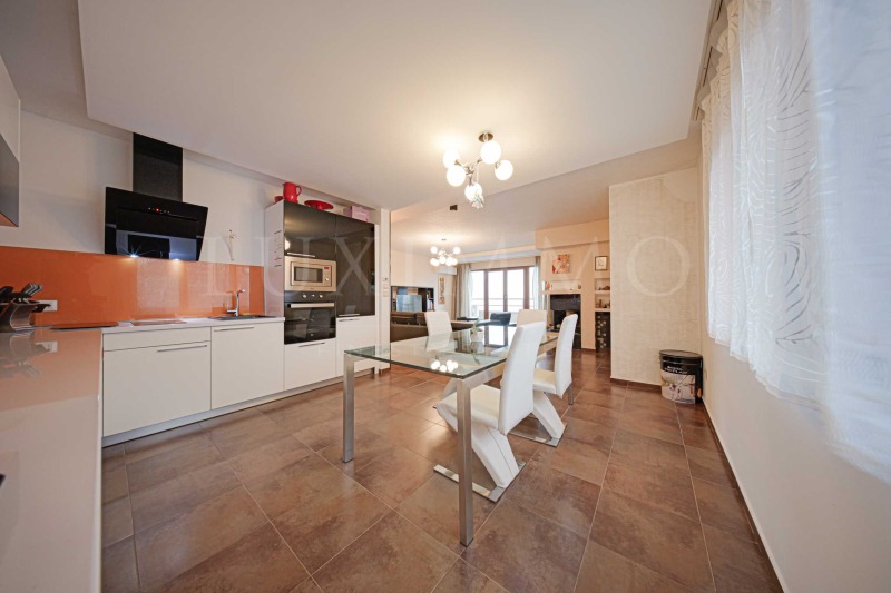 Продава 3-СТАЕН, гр. София, Бояна