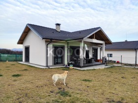 Hus Bozhurishte, region Sofia 3