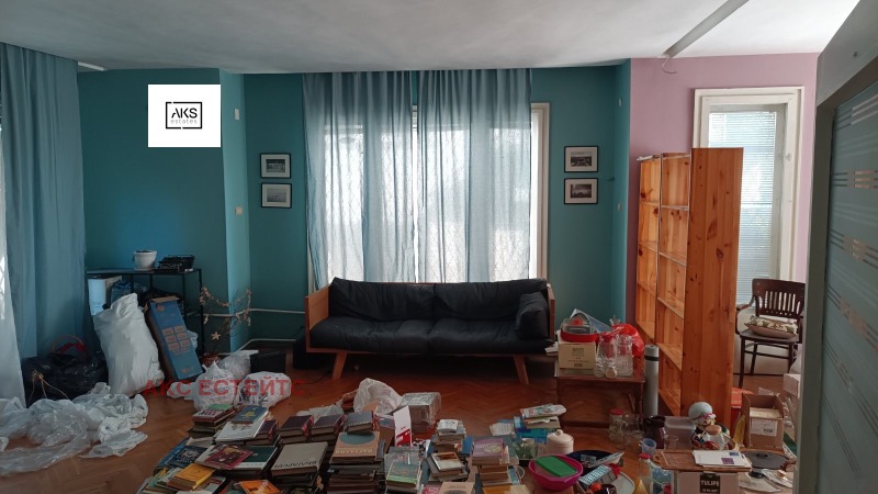 Продава  2-стаен град София , Лозенец , 111 кв.м | 54873491 - изображение [2]