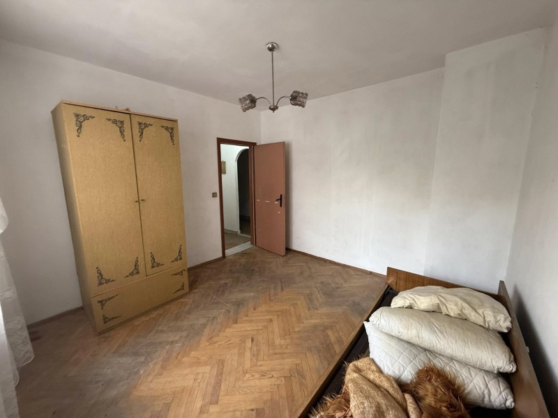 Продава  2-стаен град Благоевград , Запад , 62 кв.м | 54138337 - изображение [7]