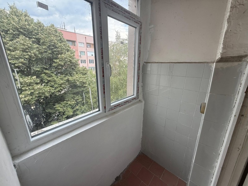 Продава  2-стаен град Благоевград , Запад , 62 кв.м | 54138337 - изображение [10]