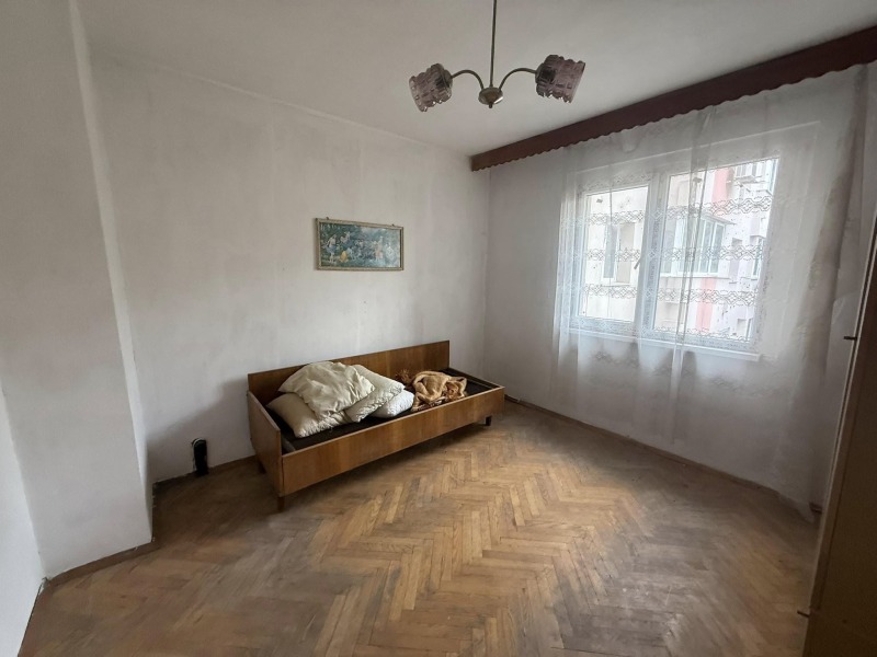 Продава  2-стаен град Благоевград , Запад , 62 кв.м | 54138337 - изображение [6]