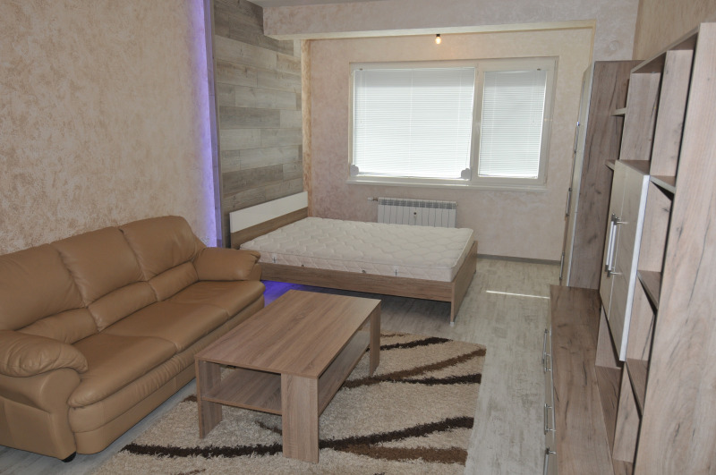 Продаја  3 спаваће собе Софија , Обориште , 90 м2 | 46541200