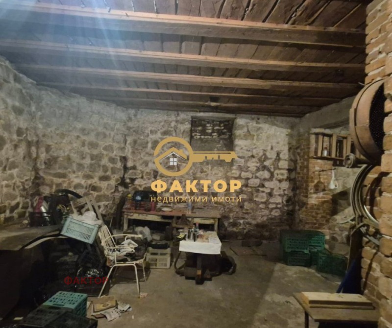 Продава КЪЩА, с. Устина, област Пловдив, снимка 12 - Къщи - 52320686