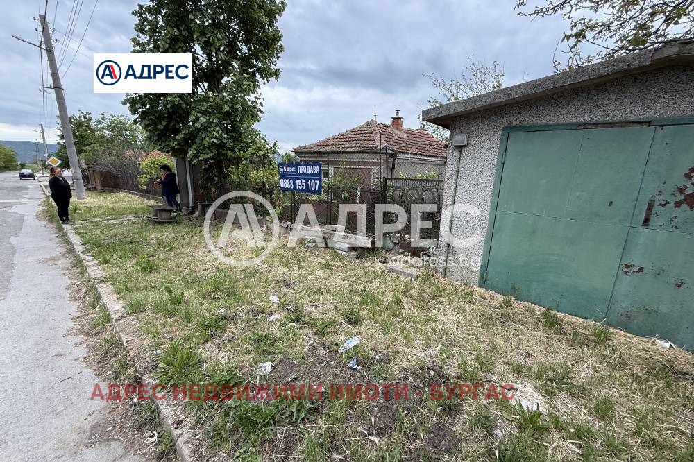 Продава КЪЩА, с. Съединение, област Бургас, снимка 6 - Къщи - 54029605