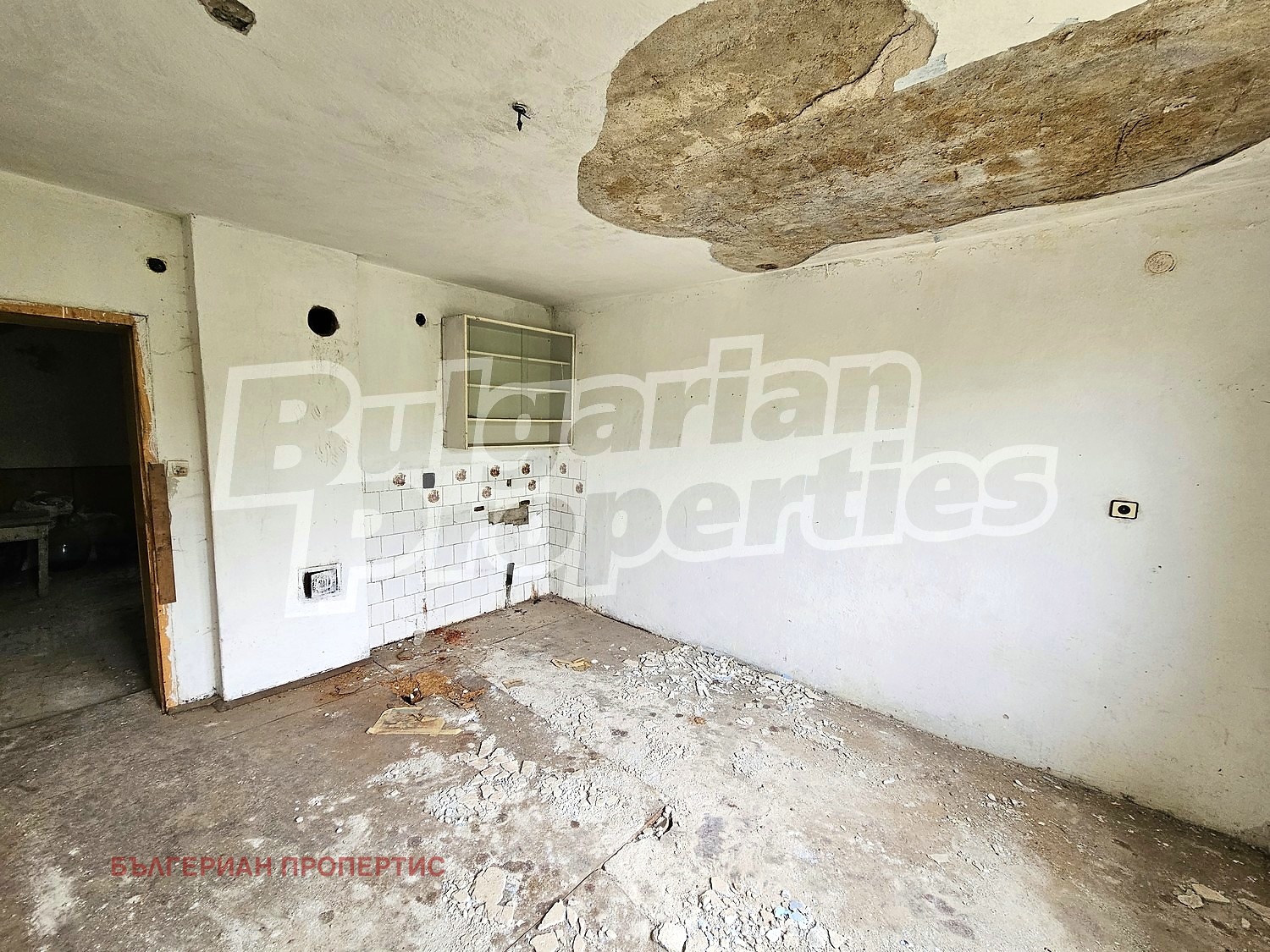 Продава КЪЩА, с. Горни Окол, област София област, снимка 12 - Къщи - 54701303