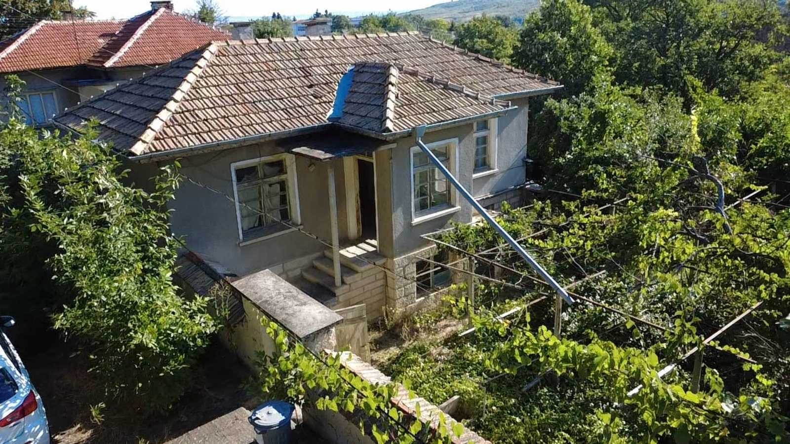 Продава КЪЩА, с. Мадара, област Шумен