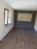 Продава КЪЩА, град София, гр. Банкя • 199999 € • 47744636 — Holmes.bg