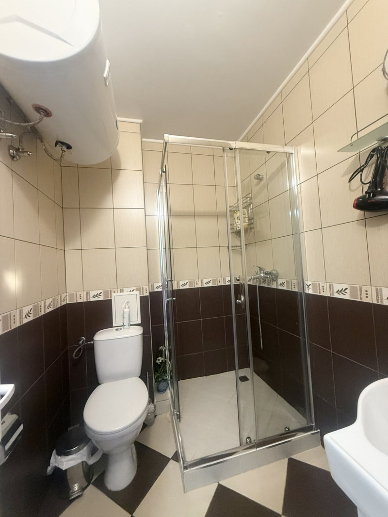 En venta  1 dormitorio región Burgas , Pomorie , 64 metros cuadrados | 44643636 - imagen [10]