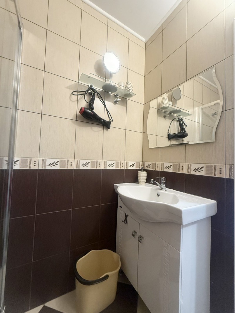 En venta  1 dormitorio región Burgas , Pomorie , 64 metros cuadrados | 44643636 - imagen [11]