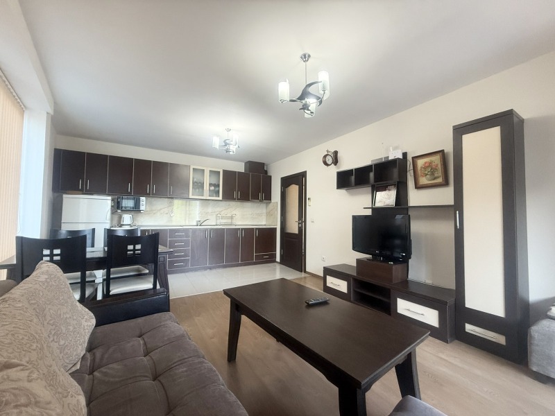 En venta  1 dormitorio región Burgas , Pomorie , 64 metros cuadrados | 44643636