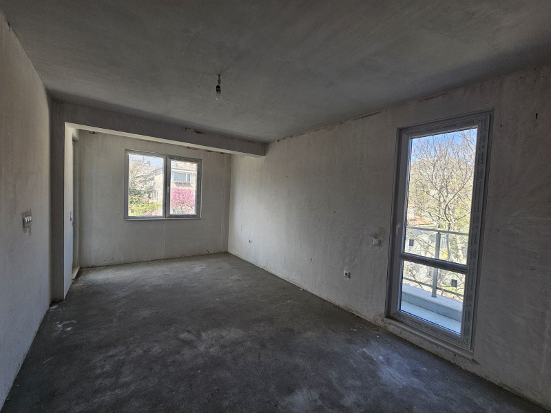 Продава 3-СТАЕН, гр. Варна, ВИНС-Червен площад, снимка 2 - Апартаменти - 53536054