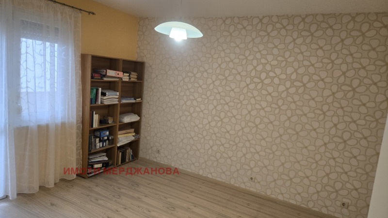 Продава МНОГОСТАЕН, гр. Стара Загора, Железник - център, снимка 8 - Апартаменти - 52829570