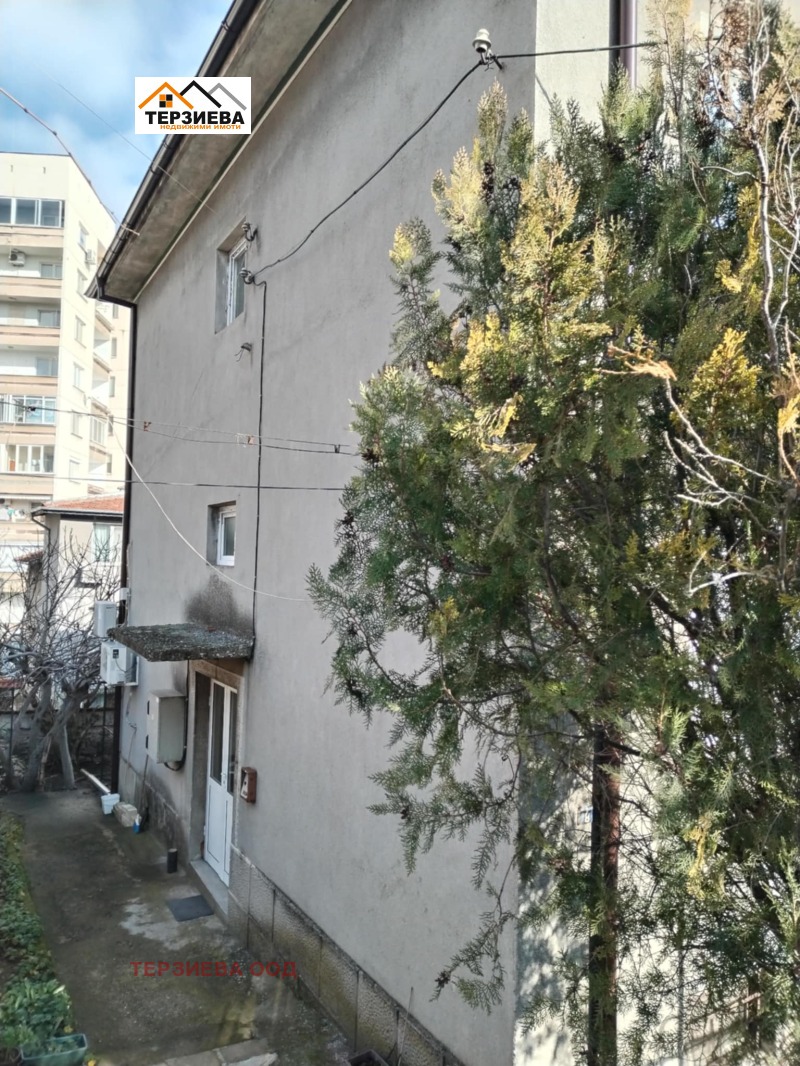 Продава ЕТАЖ ОТ КЪЩА, гр. Стара Загора, Македонски, снимка 2 - Етаж от къща - 53269423