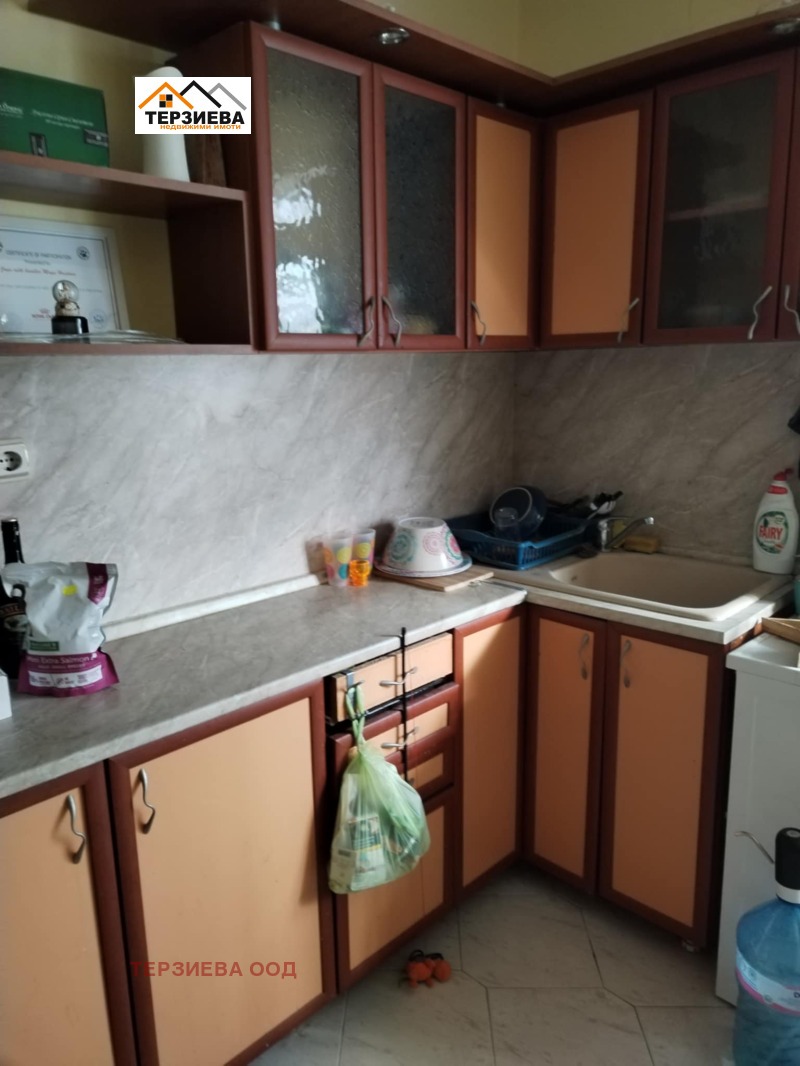 Продава ЕТАЖ ОТ КЪЩА, гр. Стара Загора, Македонски, снимка 8 - Етаж от къща - 53269423